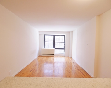 225 East 85th Street - Photo Thumbnail 10