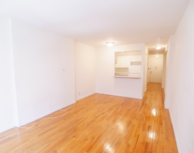 225 East 85th Street - Photo Thumbnail 1