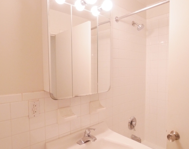 225 East 85th Street - Photo Thumbnail 8