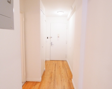 225 East 85th Street - Photo Thumbnail 11