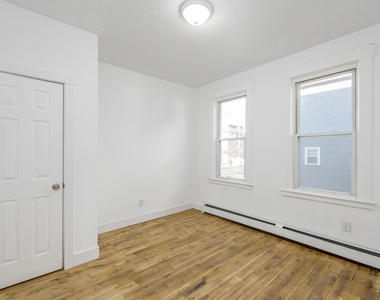 517 Winchester Avenue - Photo Thumbnail 3