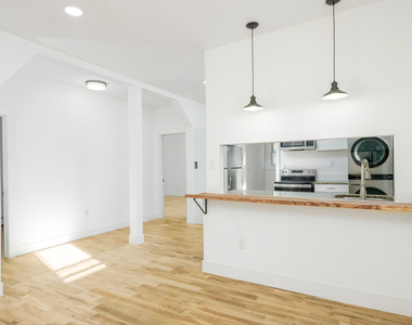 517 Winchester Avenue - Photo Thumbnail 1
