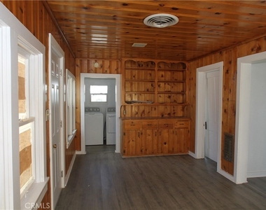 412 D Street - Photo Thumbnail 13