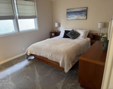 215 Bonair - Photo Thumbnail 10