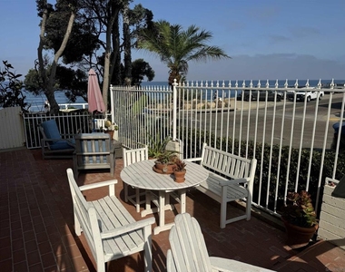 215 Bonair - Photo Thumbnail 1