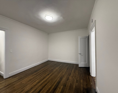 71 West 12th Street - Photo Thumbnail 6
