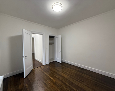 71 West 12th Street - Photo Thumbnail 9