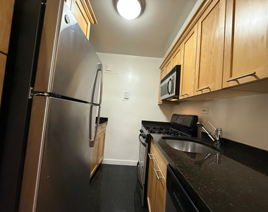 145 4th Avenue - Photo Thumbnail 6