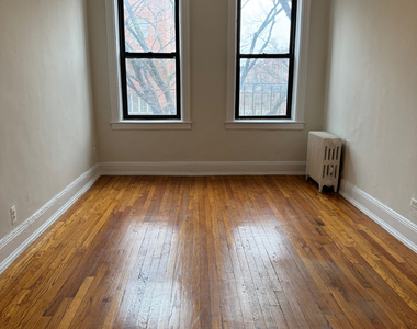 21-6 33rd Street - Photo Thumbnail 13