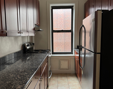 21-6 33rd Street - Photo Thumbnail 3
