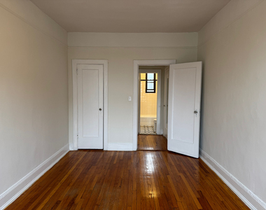 21-6 33rd Street - Photo Thumbnail 18