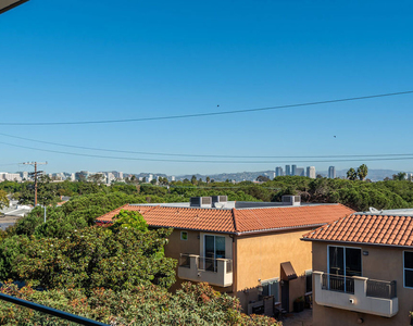 11600 National Boulevard - Photo Thumbnail 18