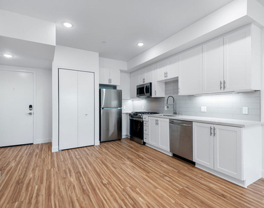 11600 National Boulevard - Photo Thumbnail 3