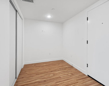 11600 National Boulevard - Photo Thumbnail 9