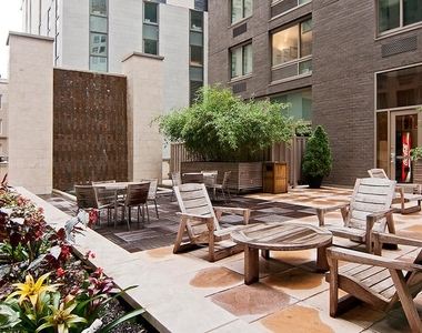 Gold Street & Maiden Lane, Penthouse Unit - Photo Thumbnail 5