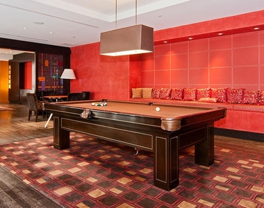 Gold Street & Maiden Lane, Penthouse Unit - Photo Thumbnail 2
