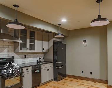 45 Newel Street - Photo Thumbnail 1