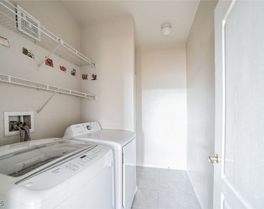 1504 Truett Street - Photo Thumbnail 13