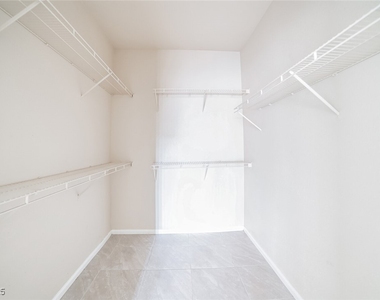 1504 Truett Street - Photo Thumbnail 9