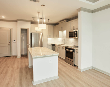 900 View Dr - Photo Thumbnail 5