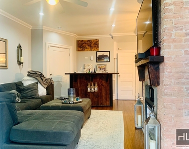 Shonnard Place - Photo Thumbnail 6
