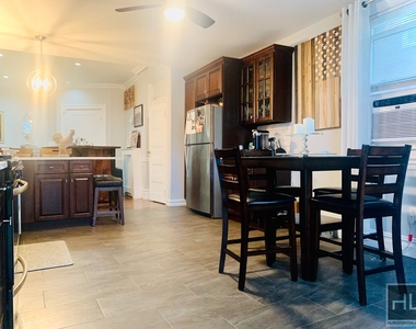 Shonnard Place - Photo Thumbnail 2