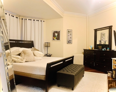Shonnard Place - Photo Thumbnail 5