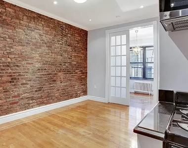 52 Barrow St - Photo Thumbnail 2