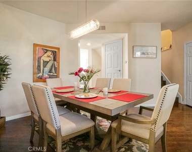 18730 Hatteras Street - Photo Thumbnail 17