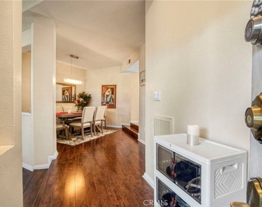 18730 Hatteras Street - Photo Thumbnail 20