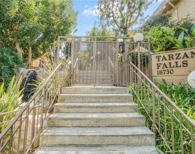 18730 Hatteras Street - Photo Thumbnail 3
