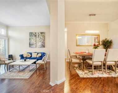 18730 Hatteras Street - Photo Thumbnail 15
