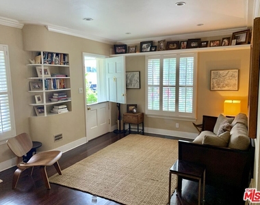 1309 Warnall Avenue - Photo Thumbnail 5