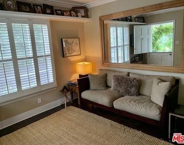 1309 Warnall Avenue - Photo Thumbnail 7