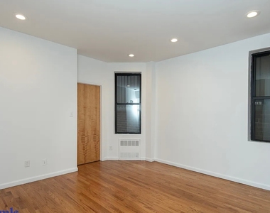 East 84th Street - Photo Thumbnail 6