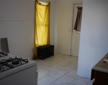 6 Tracy St Apt 2 - Photo Thumbnail 2