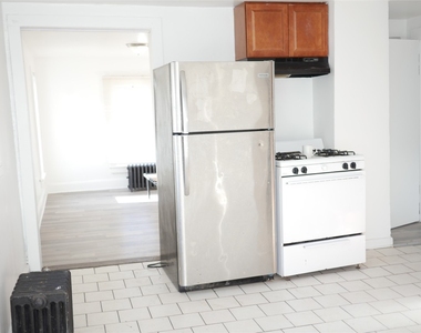 6 Tracy St Apt 2 - Photo Thumbnail 4