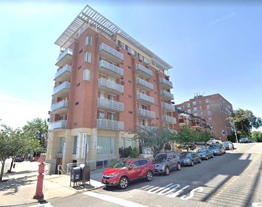 102-02 Queens Blvd - Photo Thumbnail 11