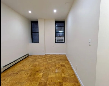East 78th Street - Photo Thumbnail 1