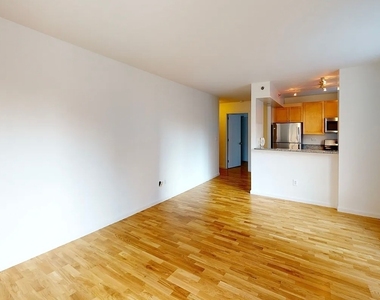 Lexington Avenue - Photo Thumbnail 14