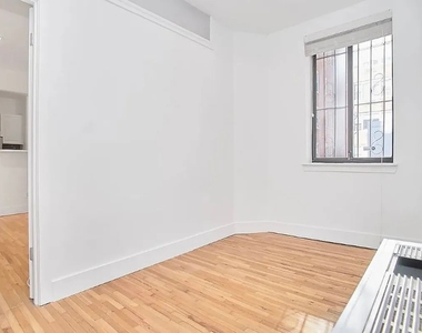 East 37th Street - Photo Thumbnail 12