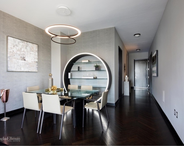 230 W 56th St - Photo Thumbnail 2