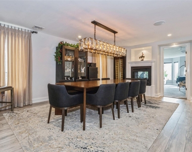 319 Harbor Drive - Photo Thumbnail 9