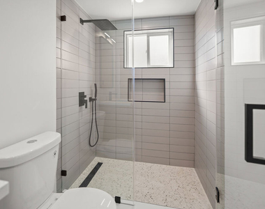 819 N Mccadden Place - Photo Thumbnail 18
