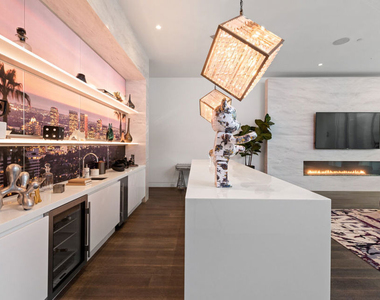 1814 N Doheny Drive - Photo Thumbnail 44