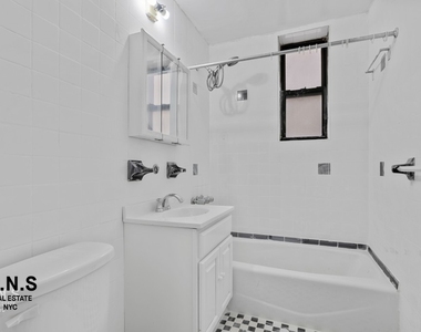 43-09 40th Street - Photo Thumbnail 5