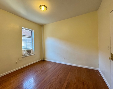 515 West 111th Street - Photo Thumbnail 2