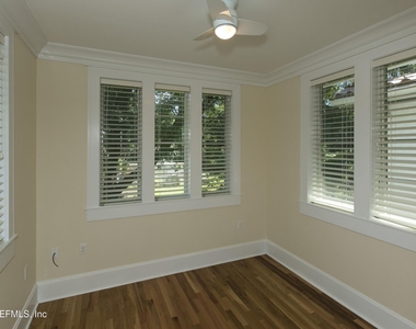 317 E 6th Street - Photo Thumbnail 6