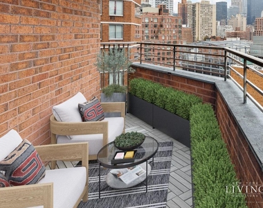 East 27th  - Photo Thumbnail 3