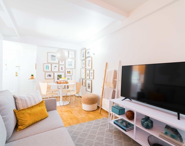 East 20th Street, New York, NY 10009 - Photo Thumbnail 11